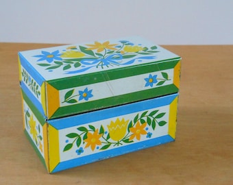 Vintage Recipe File Box • Syndicate MFG Metal Recipe Box • 1970s Dutch Tole Painting Blue Green Yellow