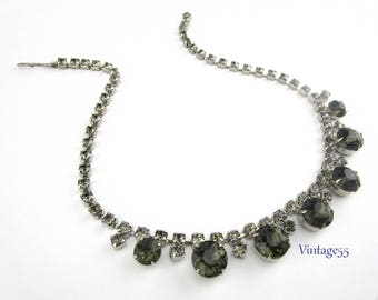 Rhinestone Necklace Green Silver tone