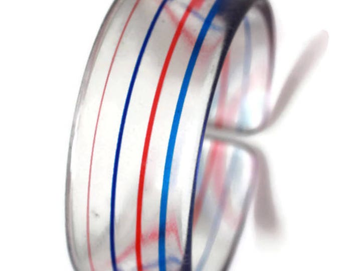 Lucite Cuff Bracelet Red Blue Stripes Clear Background Smaller Wrist Size Vintage