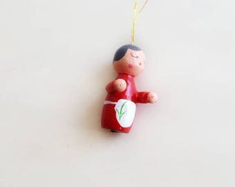 Vintage Gardener Woman Wooden Christmas Ornament // Plant Lady Ornament //  Gardener Ornament // Growing Green