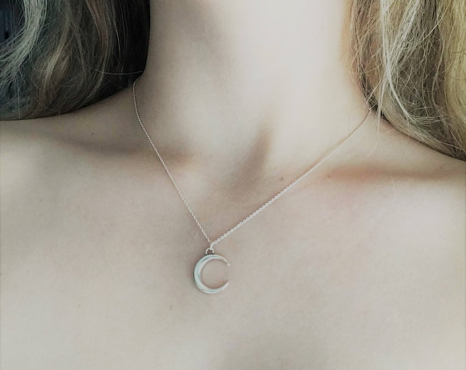 Silver necklace, Dainty necklace, Moon Necklace, Silver Necklace, silver choker, minimalist necklace, charm necklace, women necklace