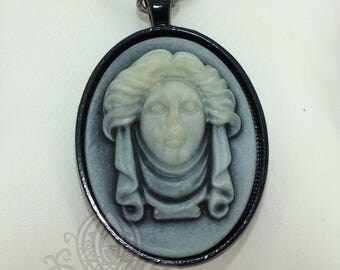Cameo Necklace Victorian Madame Leota Disney Haunted Mansion Tombstone Bust Black Setting Halloween Costume