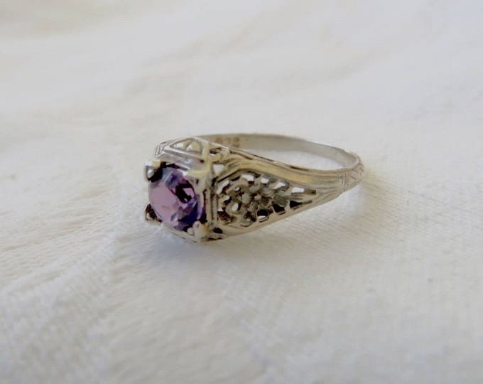 Art Deco Amethyst Ring, Sterling Silver Filigree, Amethyst Solitaire Stone, Vintage Jewelry Size 5.25