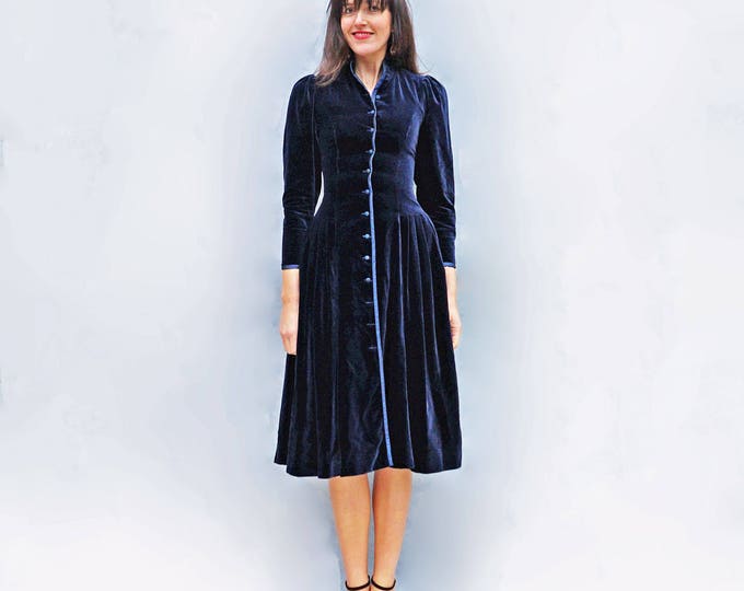 Blue Velvet Dress, Vintage Laura Ashley Dress, Victorian Dress, Velvet Evening Gown, Long Sleeve Dress, Blue Dress, Vintage Velvet Dress 80s