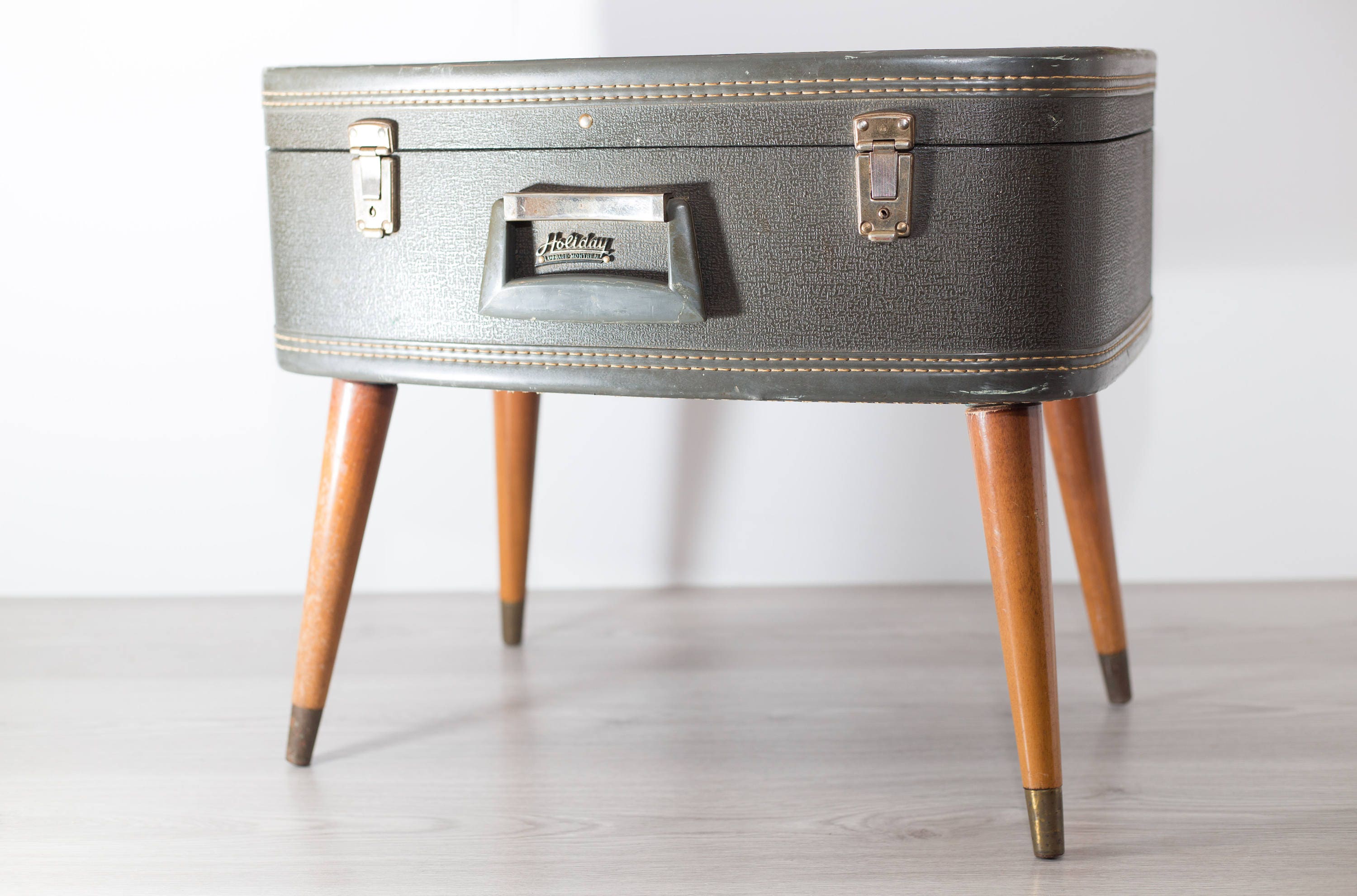 Suitcase Side Table / Upcycled Vintage Luggage Coffee End Table with