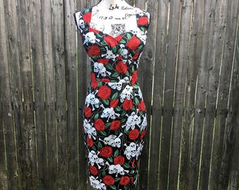 Skulls & Roses Sweetheart Rockabilly Wiggle Dress