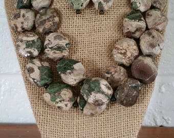 Jade Necklaces, Jade Jewelry, Big Bold Chunky Necklaces, Big Chunky Necklaces, Chunky Statement Necklace, Statement Necklaces, Jade Necklace
