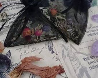 Amor lujuria atracción hechizo encanto bolsa bolsa || Magia sexual || Curación de cristal || Encanto pagano de Wicca Wiccan bruja ||