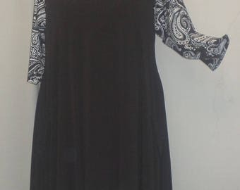 Plus Size Top, Lagenlook. Layering Top, Plus Size Tunic, Womens Tunic Top, Black, Traveler Knit Size 2 Fits 3X,4X Bust to 60 inches