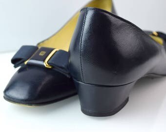 BRUNO MAGLI 'Duchess' Dark Navy Fixed Bow Court Style Slip on Italian Leather Shoes EU 39.5