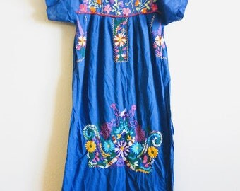 Embroidered Mexican dress Caftan boho hippie small/ medium brights traditional floral royal blue Frida Kahlo Oaxacan