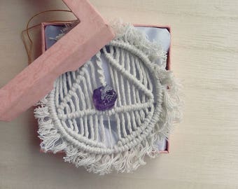 Protection amulet Spiritual gift Sacred geometry Hippy decor Healing crystals Small macrame Raw amethyst Wicca home decor Crystal hanging