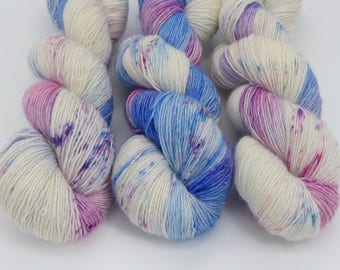 Girl Meets Boy, 100g 366m singles hand-dyed yarn.