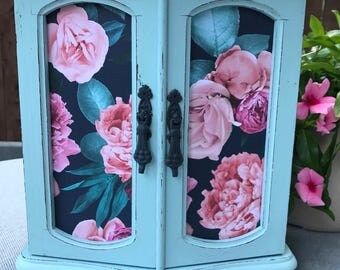 Lady Chatterly reimagined shabby chic jewelry box