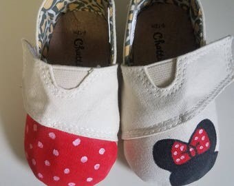 minnie mouse crib shoes