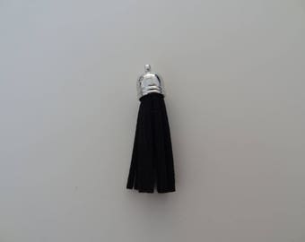 Black tassel fringe