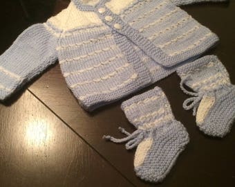Handmade knit sweater hat and booties set