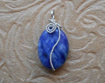 Wavy Wire Sodalite Pendant