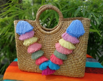 Market tote// straw bag// picnic basket// picnic tote// market bag// beach bag// ( Manee Bag )