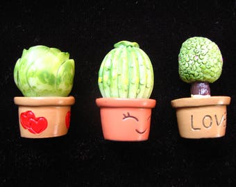 Set of 3 miniature resin/plant Cactus for Dollhouse