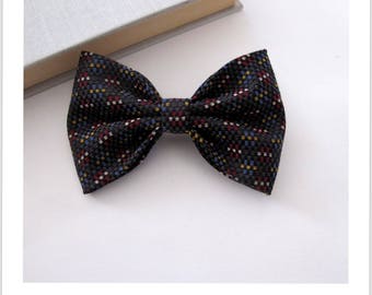 Bow tie and clip in hair 2 in 1 black small tile red, mustard