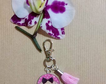 Cabochon resin epoxy "Crackly" charm keychain