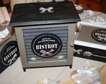 box egg taupe and black "bistro" vintage style