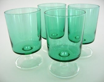 4 stemmed glasses Luminarc Cavalier vintage Green