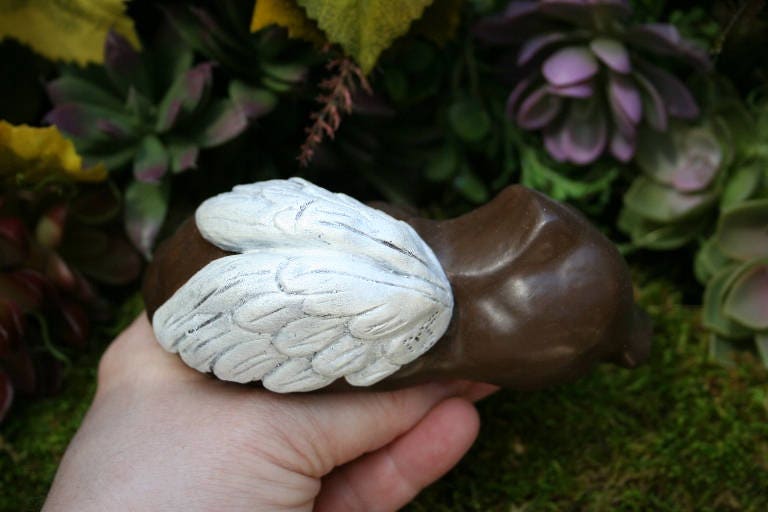 Dog Angel Statue / Chocolate Lab Concrete Statue Labrador