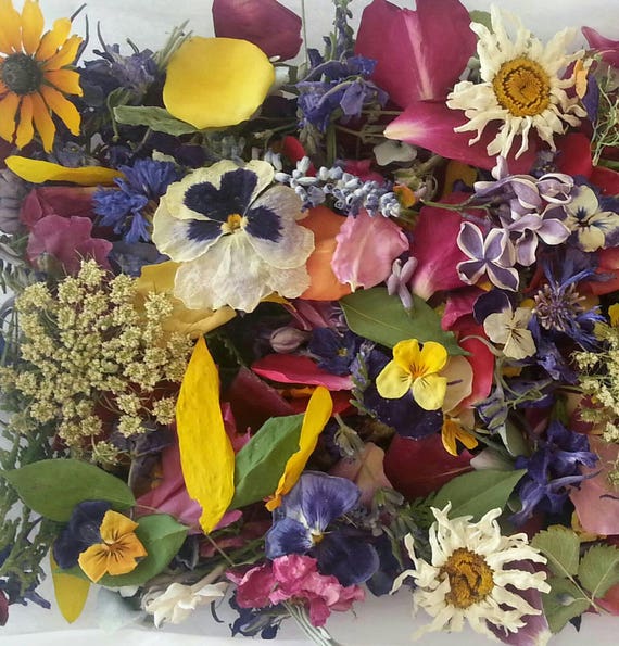 confetti petals bulk