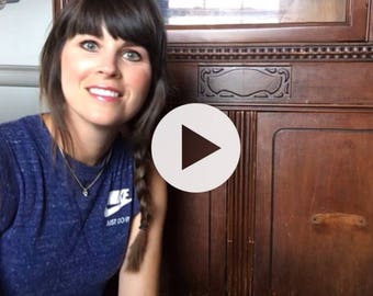 DIY Tutorial Painting Furniture - Blending and Layering With The Turquoise Iris