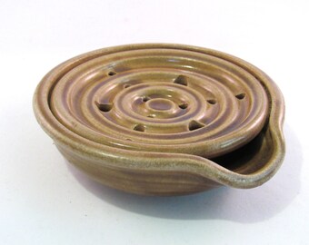 Soap Dish - Drain Tray - Tan Soap Dish - One Piece Soap Saver- Kitchen or Bath - Soap Drainer - Handmade Pottery - Tan Brown