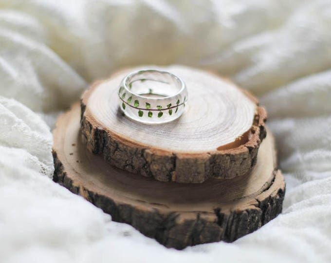 Clear resin ring, terrarium jewelry, botanical ring, faceted resin ring, big size resin ring, man and woman resin ring, transparent jewlery
