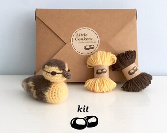 Duckling Crochet Kit / DIY Kit Craft Kit Amigurumi Kit Bird Chick Ornament Decoration / Gift for Crocheter / Duckling Crochet Pattern