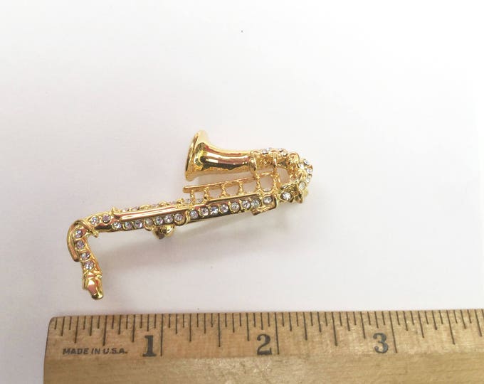 Saxophone Brooch - gold - rhinestone- music instrament - figurine pin