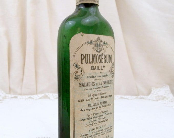 Antique French Cough Syrup "Pulmosérum" Medicine Green Glass Bottle with Original Paper Label from Paris, Apothecary, Belle Epoque France Antique French Cough Syrup "Pulmosérum" Medicine Green Glass Bottle with Original Paper Label from Paris, Apothecary, Belle Epoque France