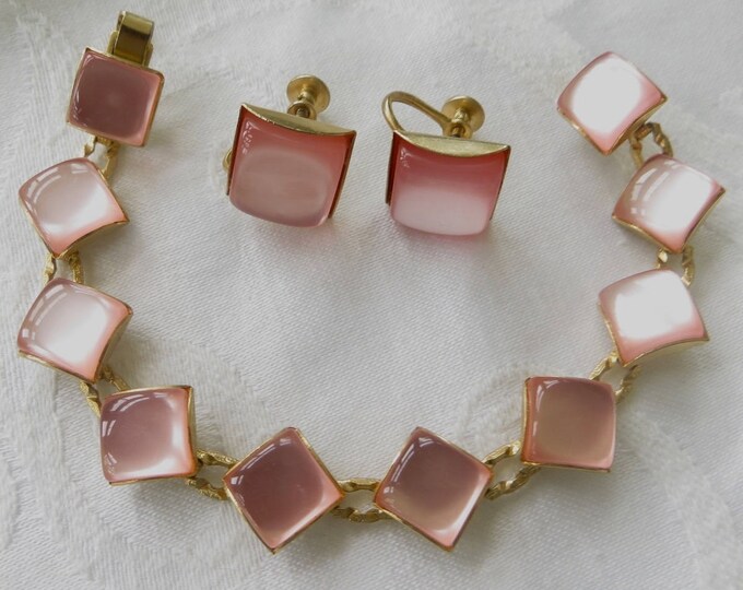 Pink Moonglow Bracelet Set, Vintage Thermoset Bracelet, Screw Back Earrings, Mid Century Jewelry