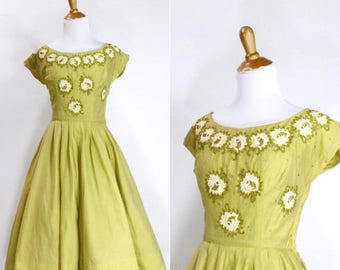 VACATION SALE Vintage 1950s Dress | 50s Floral Beaded Appliqué Party Dress | Chartreuse Green | S M