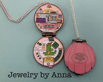 Polly Pocket Opening Compact Necklace