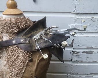 Post Apocalyptic Armor, Leather Armor, leather spauldron, fallout cosplay, wasteland armor, leather cosplay, shoulder armor