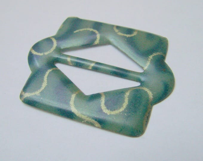 Small Decorative Art Deco 1930s Green Celluloid Slide Dress Buckle / Vintage Fashion / Vintage Sewing