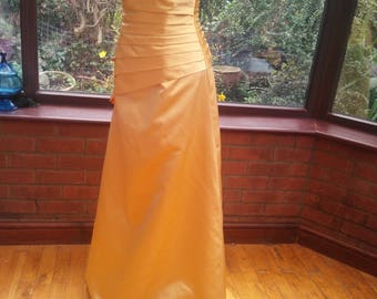 uk-size10/12 USA size8/10 yellow gold prom ballgown bridesmaid evening dress padded shaped boned corset top full skirt and pleated bodice