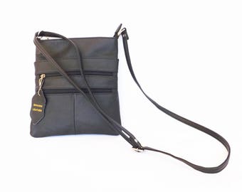 FR 583019C Leather Purse main image 1