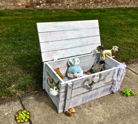 PERSONALIZED CUSTOM Toy Chest_Painted Toy Box_Kids Toy