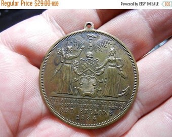 Summer Sale Vintage 1834 Odd Fellows Medal