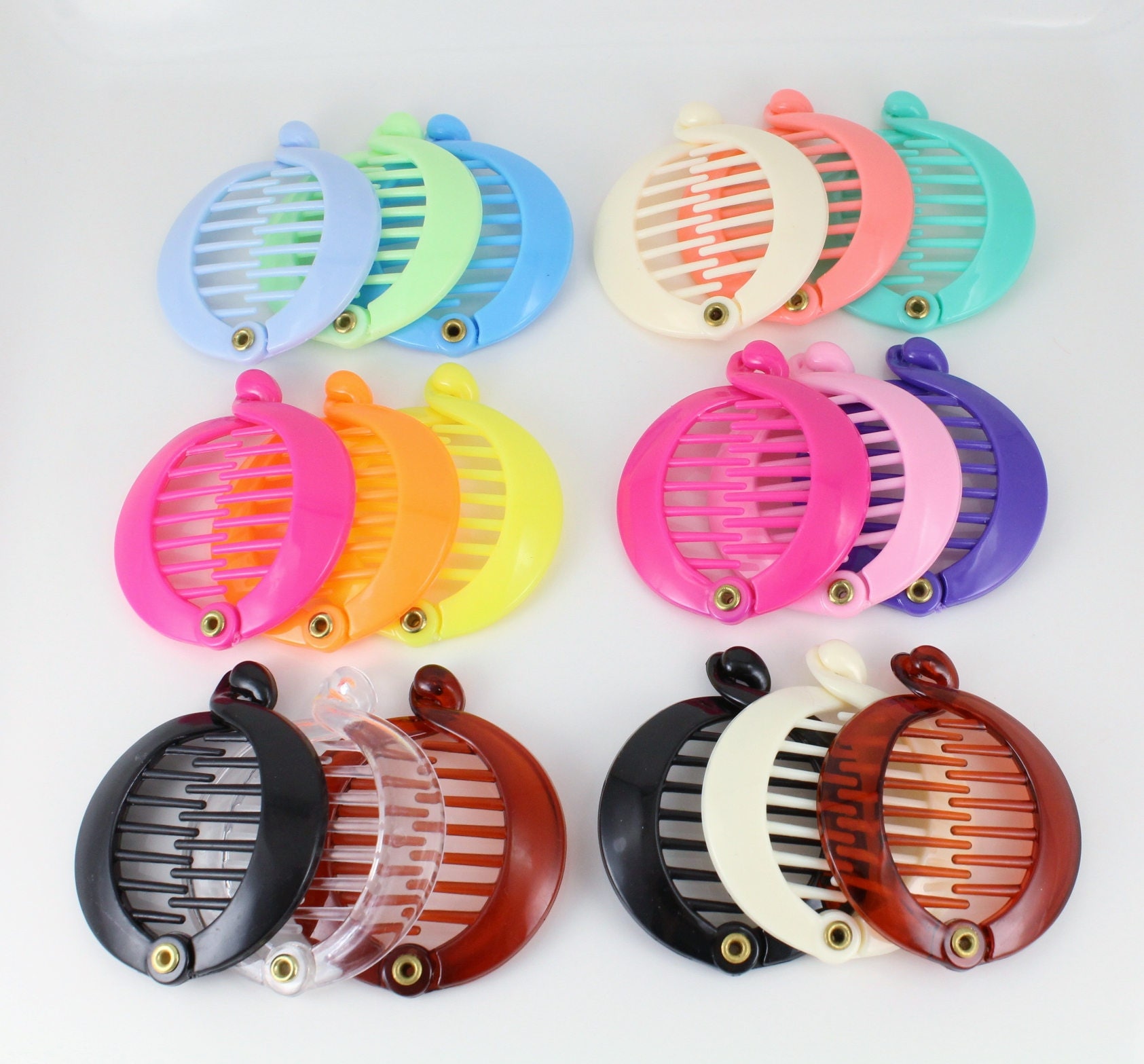 small round Banana Clip set of 3 comb plastic hair teeth