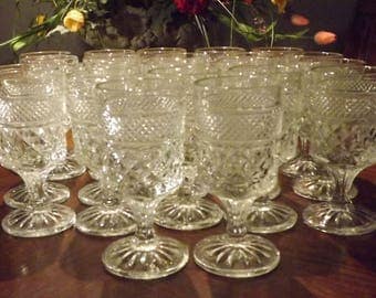 Lot of 22 1960s Wexford Claret Wine 5 3/8 in. Glasses Bithdays Wedding Edge Ex!