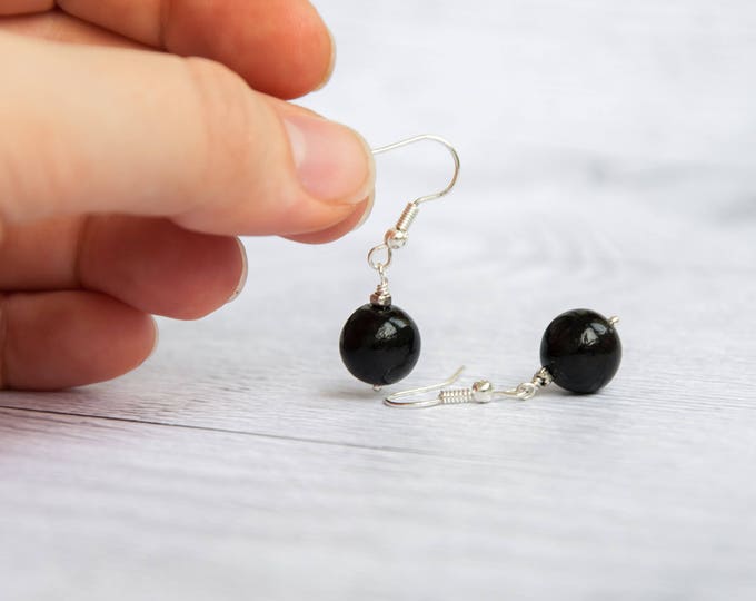 Small black earrings, Black dangling earrings, Black drop earrings, Small dangle earrings, Small earrings for girl, Small round earrings