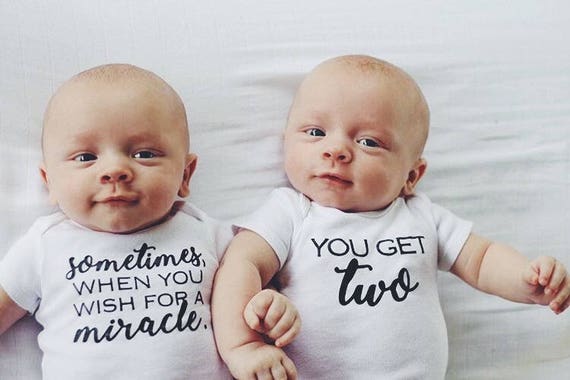 25 Adorable Outfits for Twins