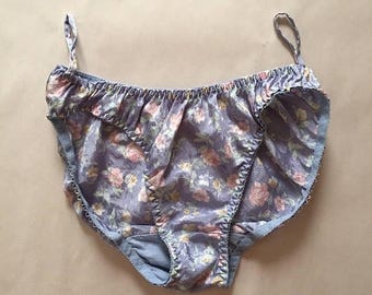 20% OFF SALE... 1980s periwinkle blue floral panties || new old stock satin panties